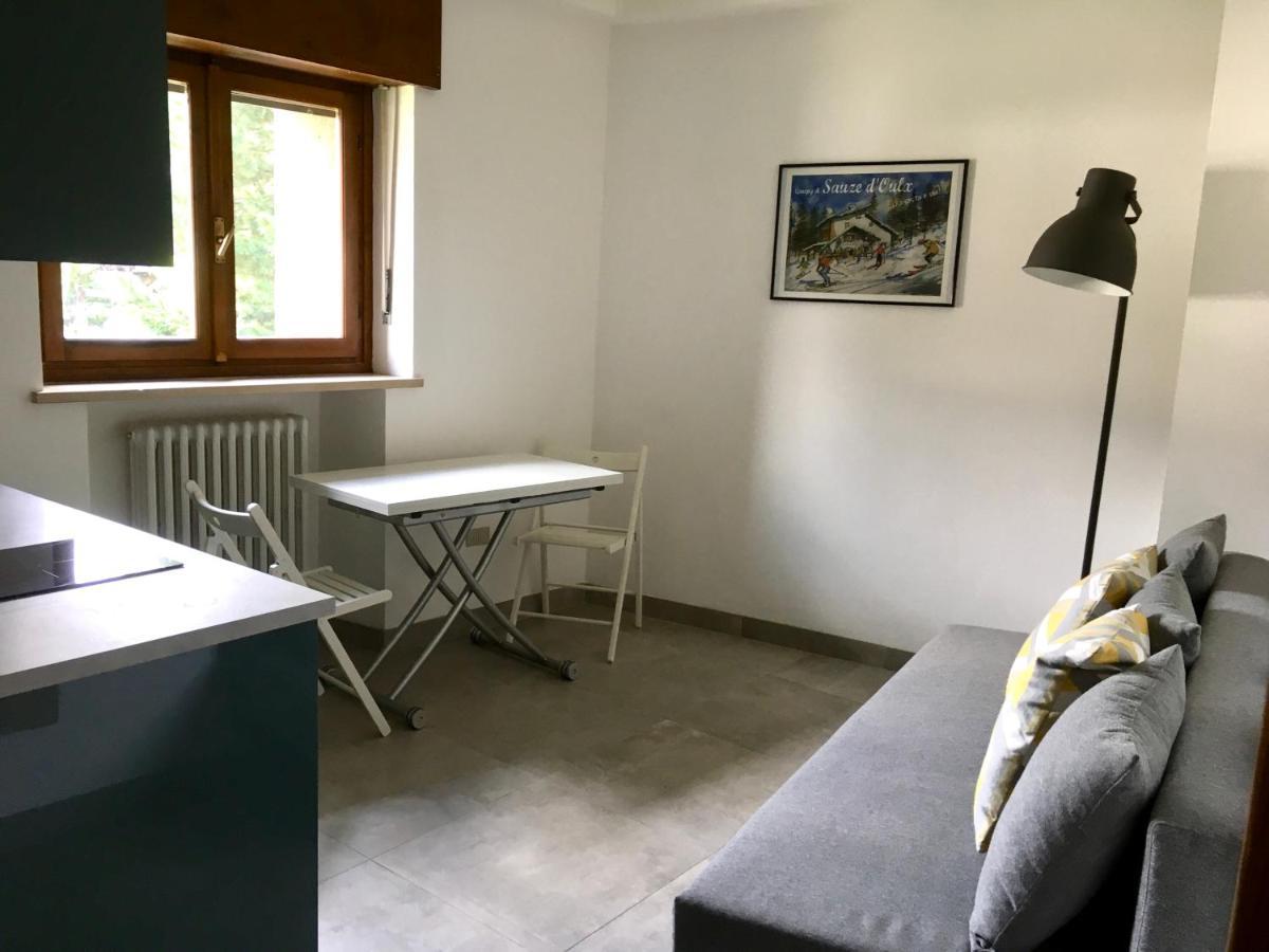 Casa Della Nonna Lägenhet Oulx Exteriör bild