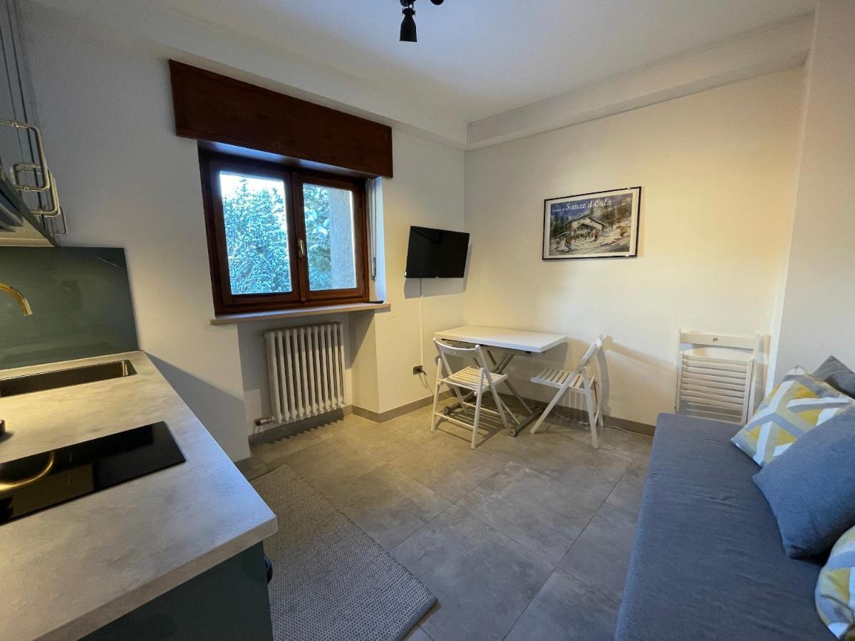 Casa Della Nonna Lägenhet Oulx Exteriör bild